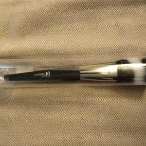 NIB IT Cosmetics Heavenly Luxe Angled Radiance Creme Brush